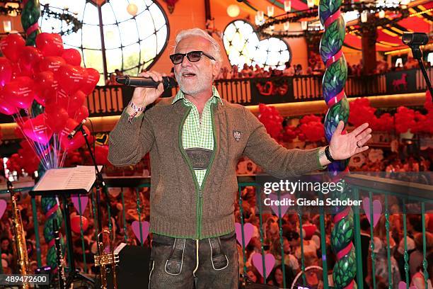 Nino de Angelo attends the Regines Sixt Damen Wiesn during the Oktoberfest 2015 on September 21, 2015 in Munich, Germany.