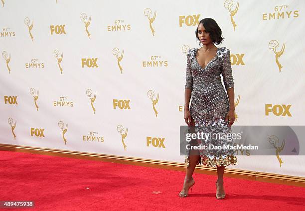 Actress Kerry Washington arrives at the 67th Annual Primetime Emmy Awards at the Microsoft Theater on September 20, 2015 in Los Angeles, California.