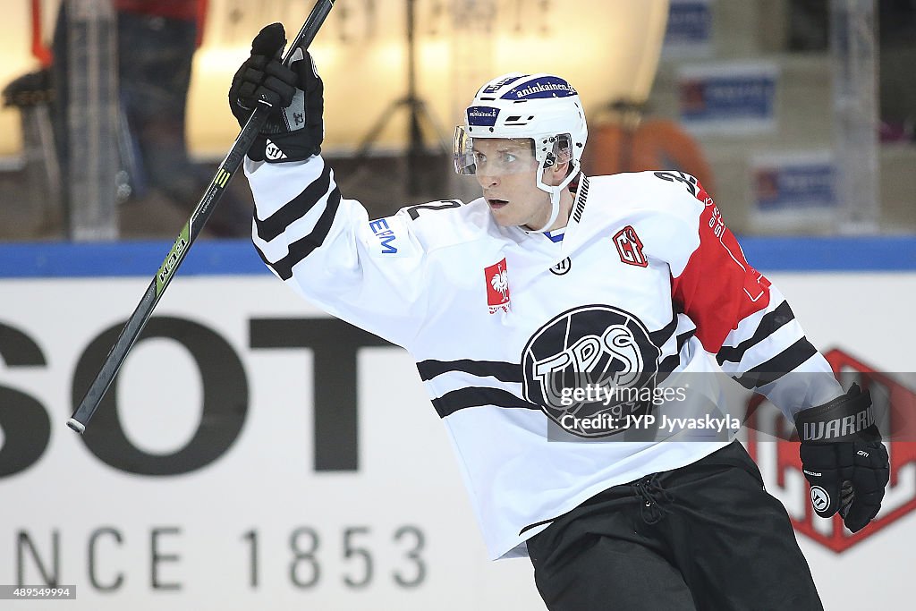 JYP Jyvaskyla v TPS Turku  - Champions Hockey League Round Of 32