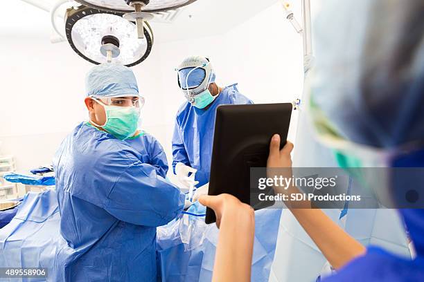 Computer Assisted Surgery Photos and Premium High Res Pictures - Getty ...