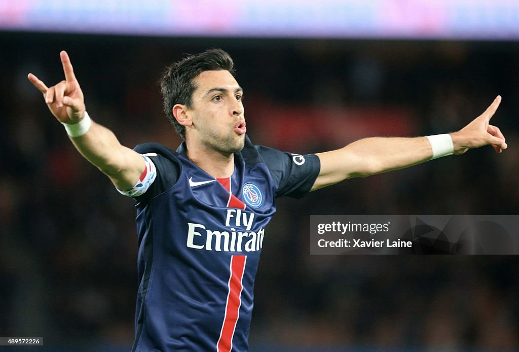 Paris Saint-Germain v EA Guingamp - Ligue 1