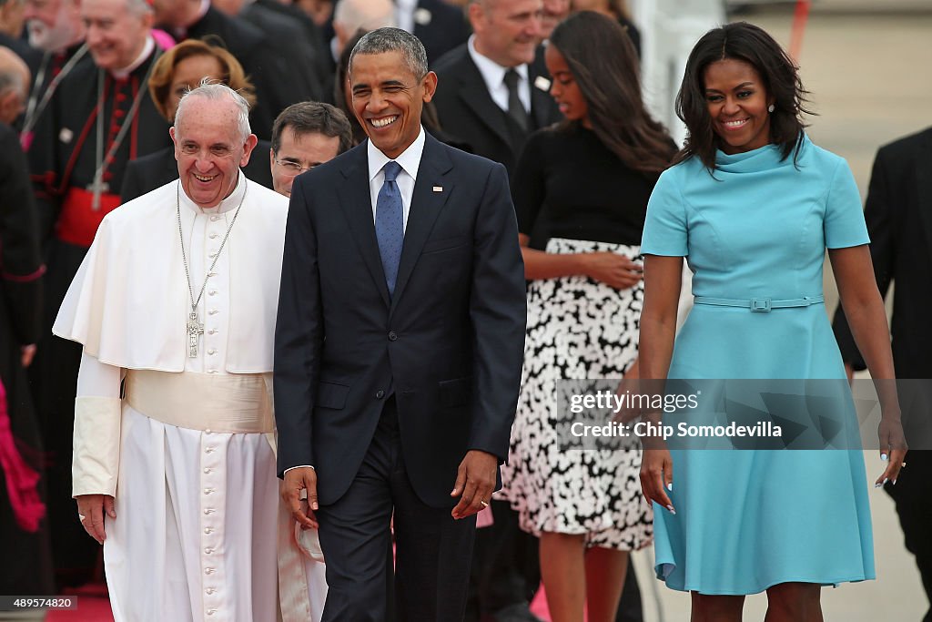 Pope Francis Arrives From Cuba For Visit To D.C., New York, And Philadelphia