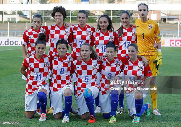 Women's team of Croatia from left Iva Landeka Leonarda Balog Maja Joscak Martina Salek Izabela Lojna and goalkeeper Doris Bacic Kristina Sundov...