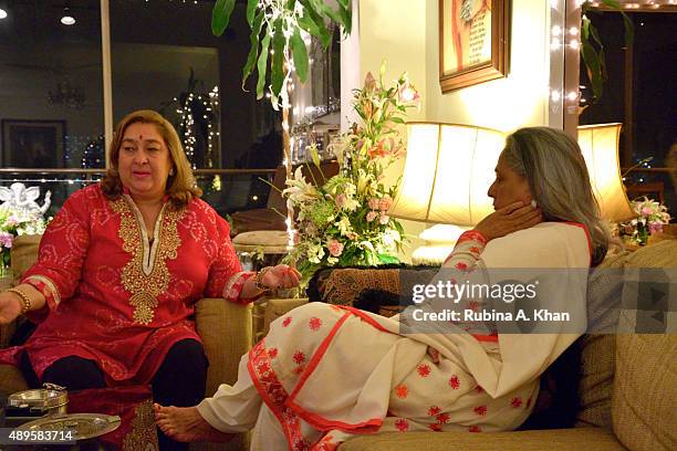 Jaya Bachchan attends Rima Jain's Ganpati Aarti on the sixth day of the ongoing Ganesh Chaturthi festival on September 22, 2015 in Mumbai, India.