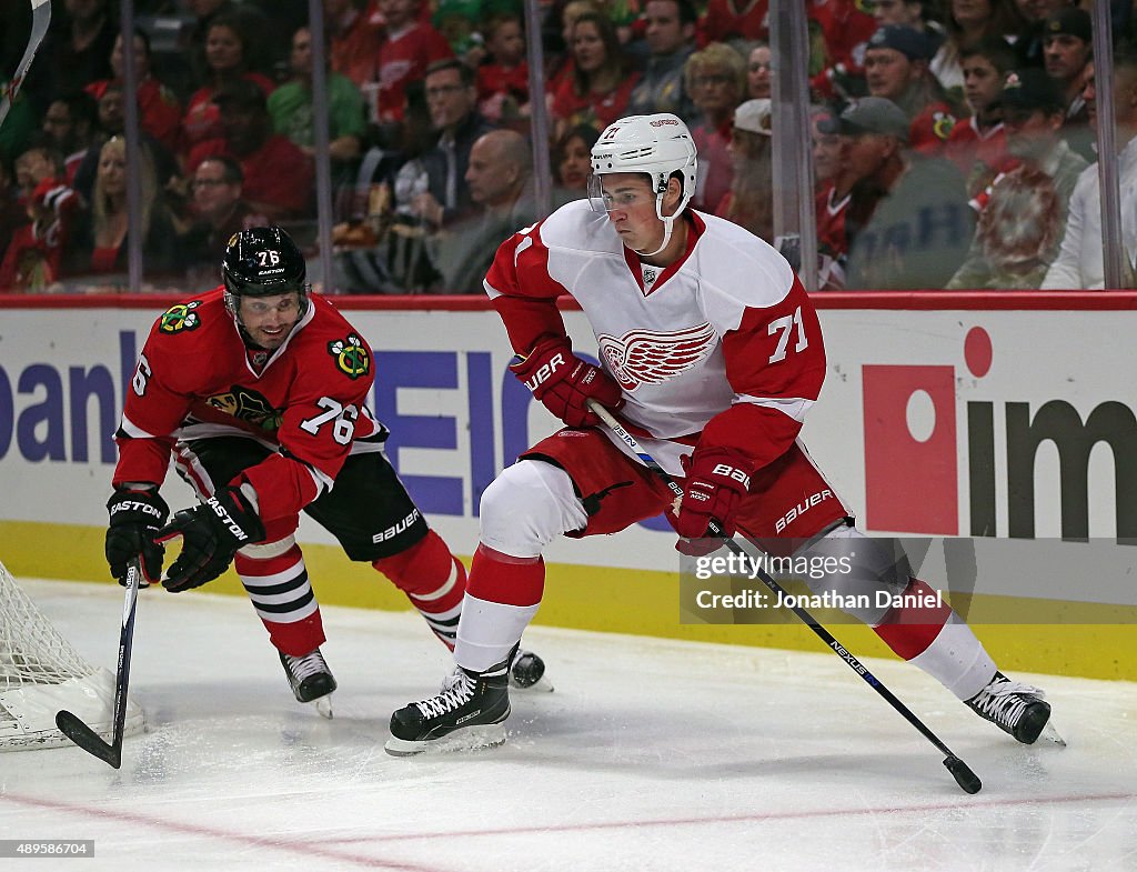 Detroit Red Wings v Chicago Blackhawks