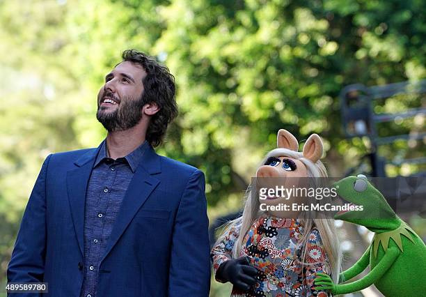 Hostile Makeover" - In an attempt to make Miss Piggy happy, Kermit sets her up with Josh Groban who fills her head with ideas on how to make Up Late...
