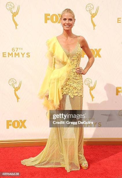 Heidi Klum arrives at the 67th Annual Primetime Emmy Awards at Microsoft Theater on September 20, 2015 in Los Angeles, California.