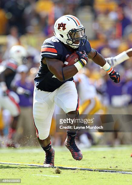 Jeremy Johnson of the Auburn University Tigers passes the ball against the Louisiana State University Tigers at Tiger Stadium on September 19, 2015...