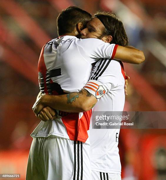 Gabriel Mercado of River Plate and teammates celebrate the opening goal during a match between Argentinos Juniors and River Plate as part of 18th...