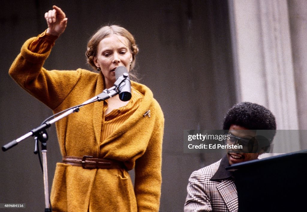 Joni Mitchell and Herbie Hancock Live