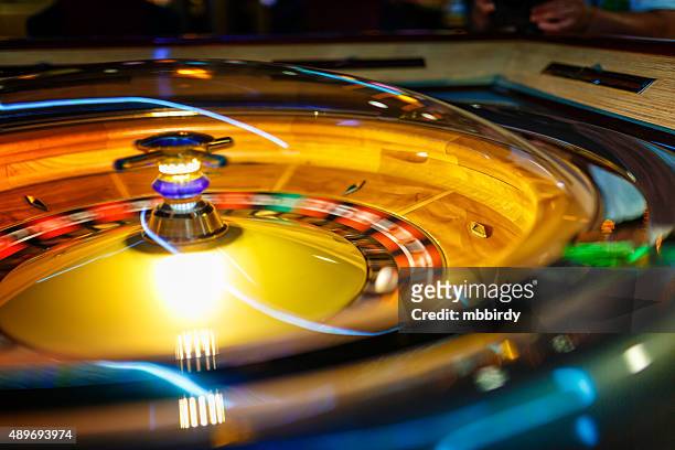 casino de la roulette électronique - roulette photos et images de collection