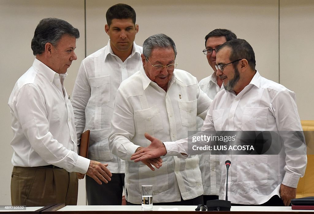 CUBA-COLOMBIA-FARC-CONFLICT-PEACE-CASTRO-SANTOS-TIMOCHENKO