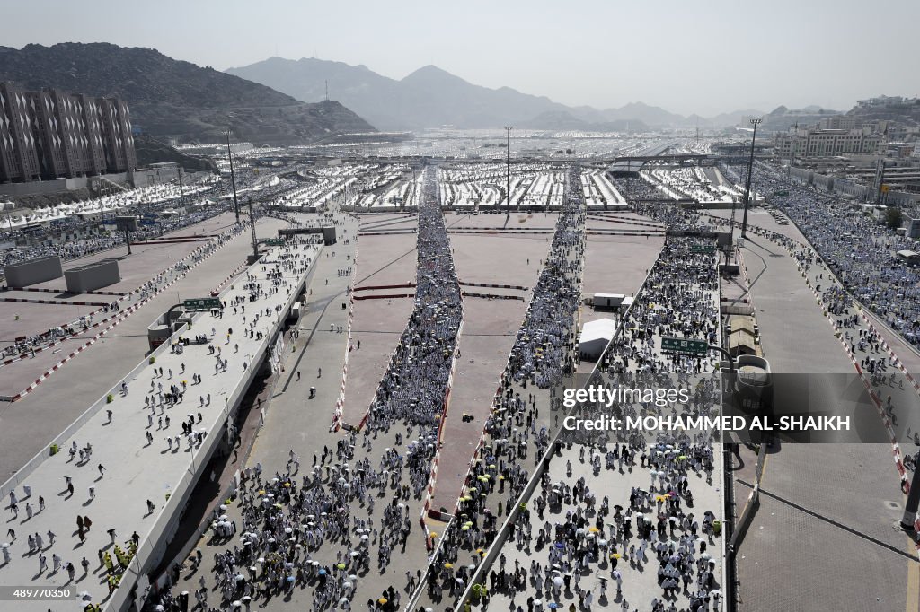 TOPSHOT-SAUDI-RELIGION-ISLAM-HAJJ