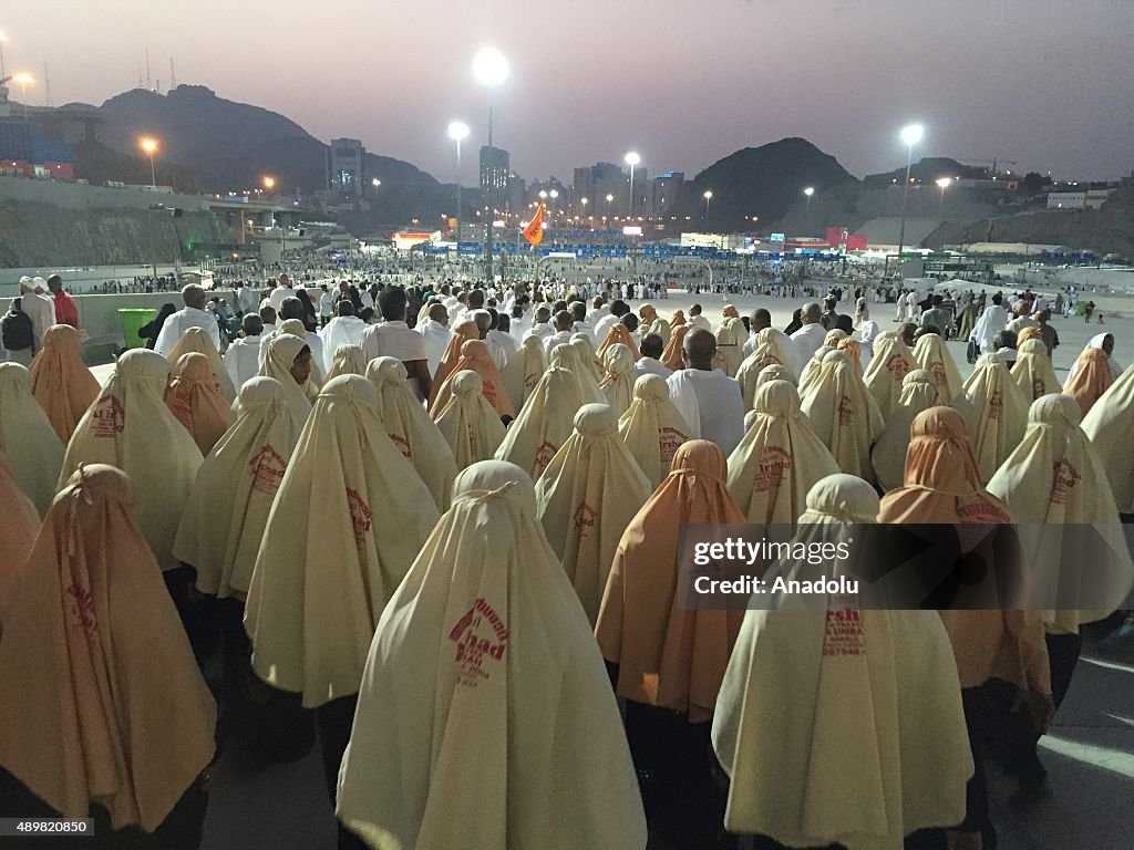 At least 753 Hajj pilgrims killed in stampede