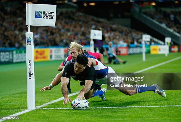 Nehe Milner-Skudder of the New Zealand All Blacks scores his teams fifth try during the 2015 Rugby World Cup Pool C match between New Zealand and...