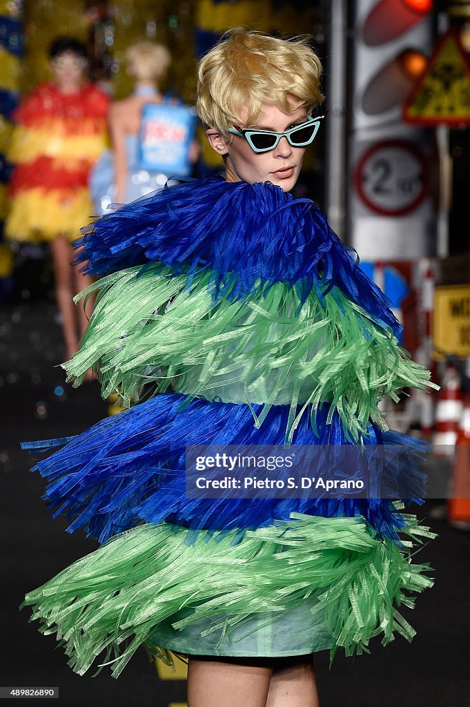 Moschino - Runway - Milan Fashion Week SS16
