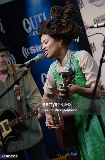 Recording Artists Valerie June performs at the Americana Music Association 2014 Award Nominees Announcement at SIRIUS XM Studio on May 12, 2014 in...