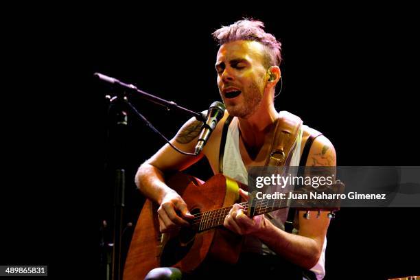 Asaf Avidan performs on stage during Madrid Inquieta Festival 2014 at Teatro Nuevo Alcala on May 12, 2014 in Madrid, Spain.