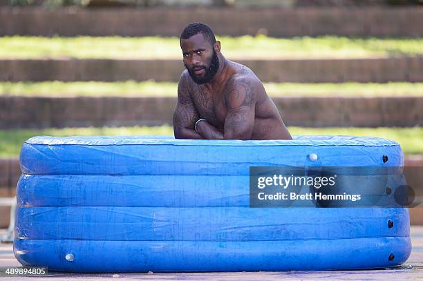 Semi Radradra of the Eels cools off in a ice bath during a Parramatta Eels NRL recovery session at Pirtek Stadium on May 13, 2014 in Sydney,...