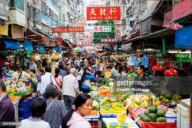hong kong street market - china stock pictures, royalty-free photos & images