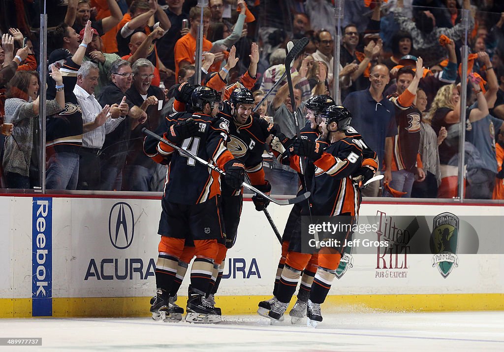 Los Angeles Kings v Anaheim Ducks - Game Five