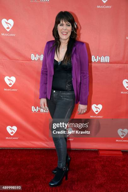 Beth Hart arrives at the 2014 10th annual MusiCares MAP Fund Benefit Concert at Club Nokia on May 12, 2014 in Los Angeles, California.