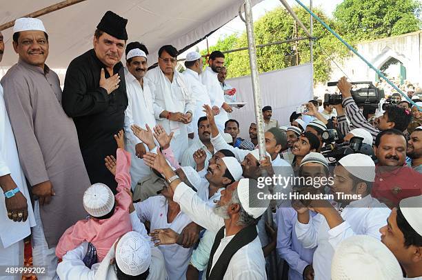 Ibrahim Raza Ibrahim Rauza Photos and Premium High Res Pictures - Getty Images