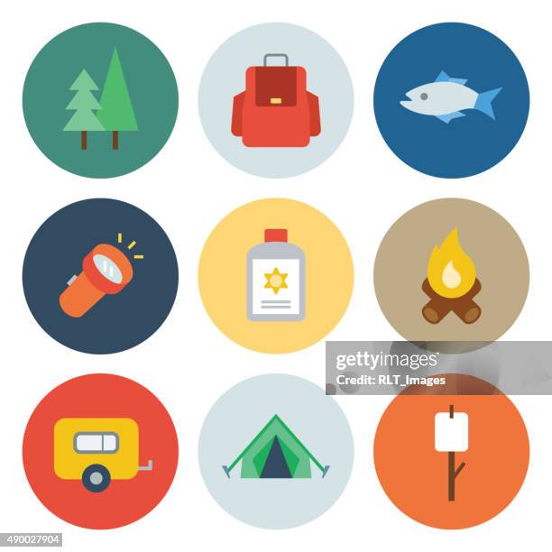 ilustraciones, imágenes clip art, dibujos animados e iconos de stock de campamento serie círculo de iconos - mochilero