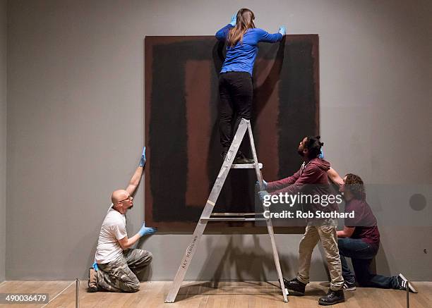 Mark Rothko Working 142 Mark Rothko Museum Stock Photos, High-Res Pictures, and Images ...