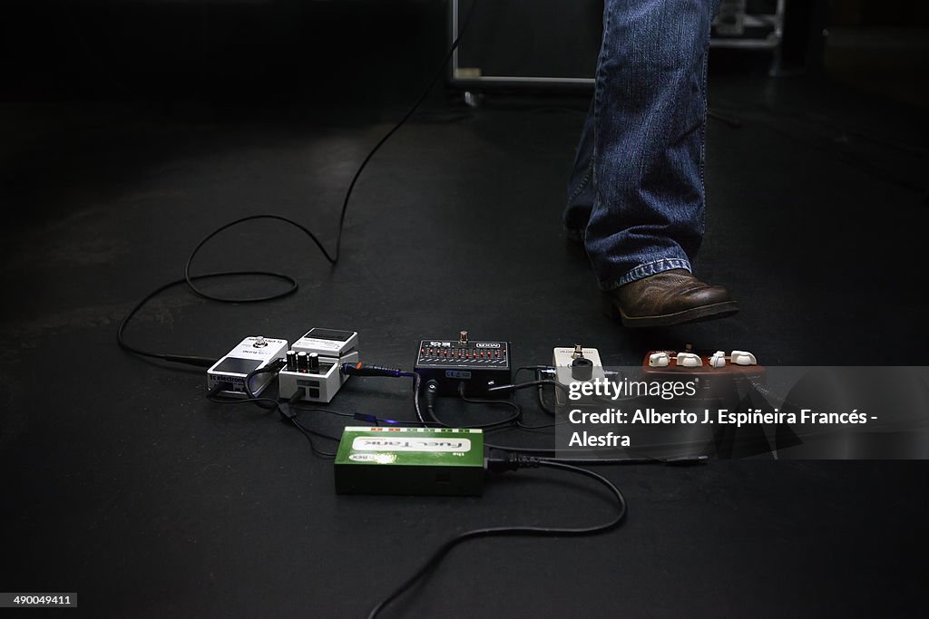 Electric guitar pedal and boot