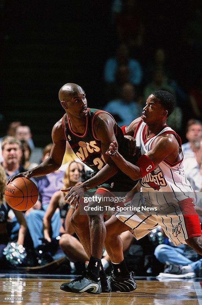 Seattle SuperSonics v Houston Rockets