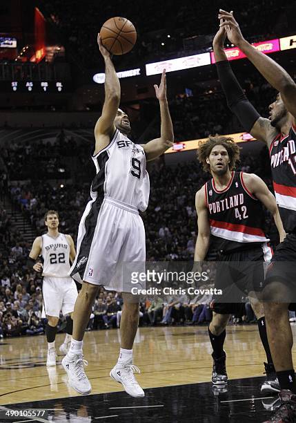Tony Parker of the San Antonio Spurs shoots against the Portland Trail Blazers in Game Two of the Western Conference Semifinals during the 2014 NBA...
