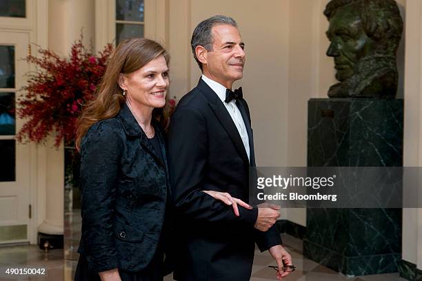 Richard Stengel, under secretary of state with the U.S. State Department, right, and Mary Stengel arrive at a state dinner in honor of Chinese...