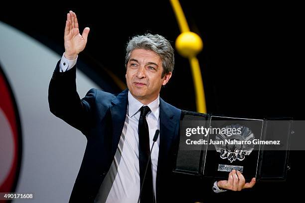 Ricardo Darin receives the Silver Shell for Best Actor for the film 'Truman' during the closing ceremony of 63rd San Sebastian Film Festival at...