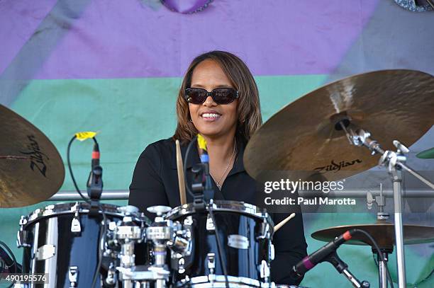 Singer Ter Ree 424 Terri Lyne Stock Photos, High-Res Pictures, and Images - Getty Images