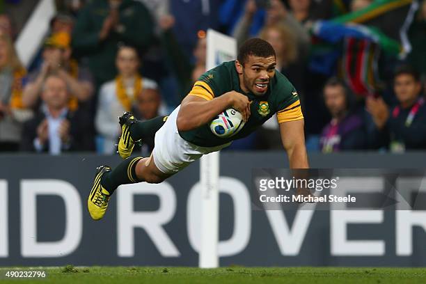 Bryan Habana of South Africa scores his sides sixth try during the 2015 Rugby World Cup Pool B match between South Africa and Samoa at Villa Park on...