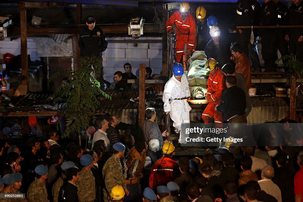 200 Miners Trapped Underground After Fire In Mine