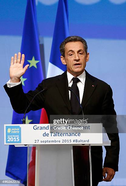 Head of French right-wing party Les Republicains and former President Nicolas Sarkozy delivers a speech during a campaign meeting of the 'Les...