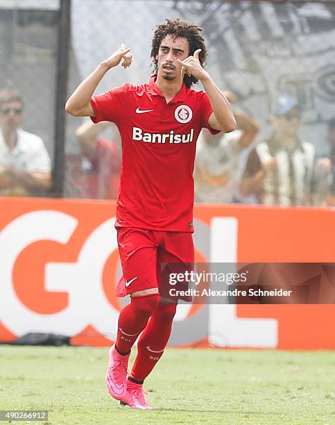 Valdivia of Internacional celebrates their first goal during the match between Santos and Internacional for the Brazilian Series A 2015 at Vila...