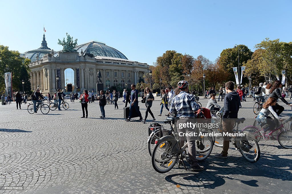 Car-Free Day Throughout Paris,  An Event Conceived By Paris Mayor Anne Hidalgo And French Collective 'Paris Sans voiture'