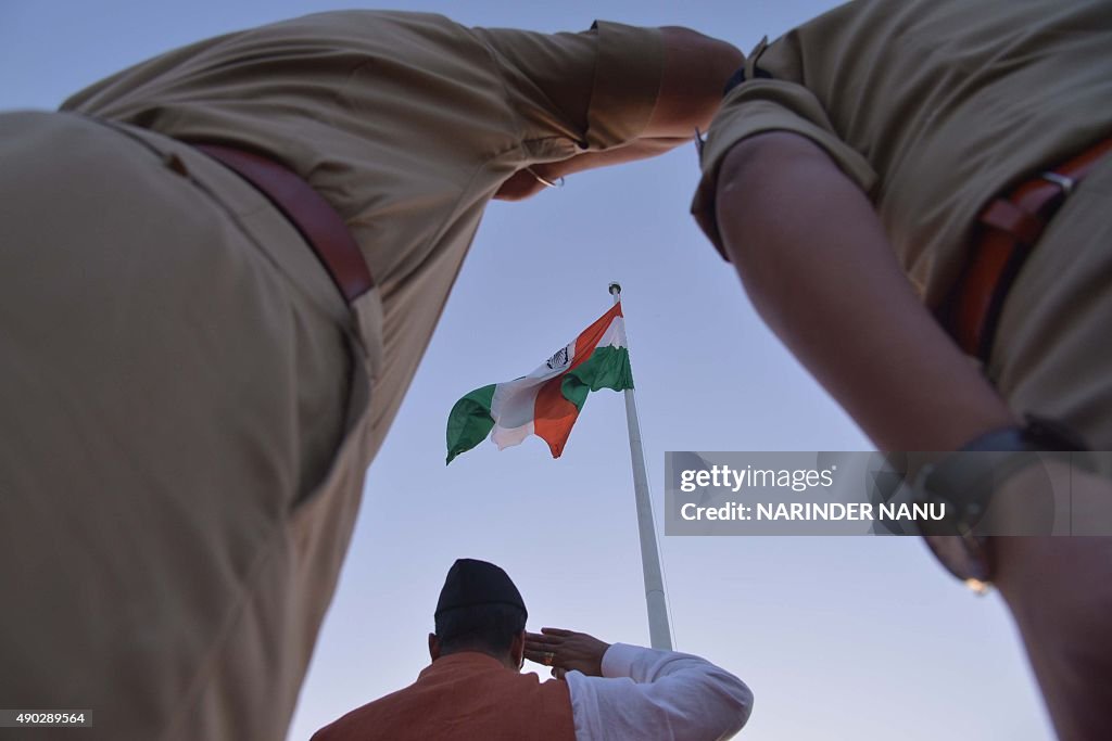 INDIA-POLITICS- FLAG