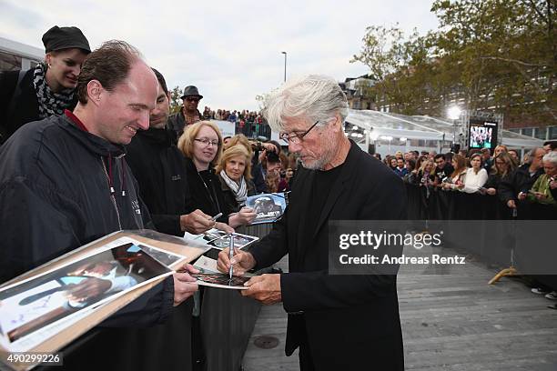 Actor Juergen Prochnow attends the 'Die Dunkle Seite Des Mondes' Premiere during the Zurich Film Festival on September 27, 2015 in Zurich,...