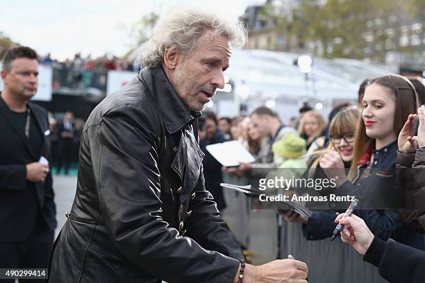 Thomas Gottschalk attends the 'Die Dunkle Seite Des Mondes' Premiere during the Zurich Film Festival on September 27, 2015 in Zurich, Switzerland....