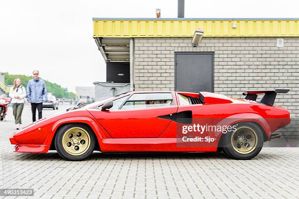lamborghini countach - lamborghini countach stock pictures, royalty-free photos & images