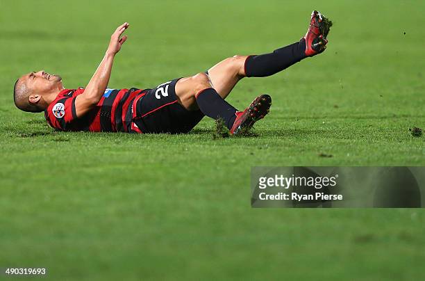 Shinji Ono of the Wanderers looks dejected after slipping over during the AFC Asian Champions League match between the Western Sydney Wanderers and...