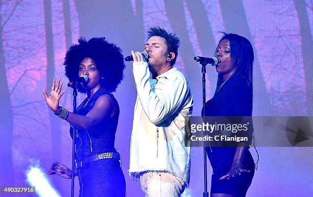 Simon Le Bon and back-up singers of Duran Duran perform onstage during day 2 of the 2015 Life is Beautiful festival on September 26, 2015 in Las...