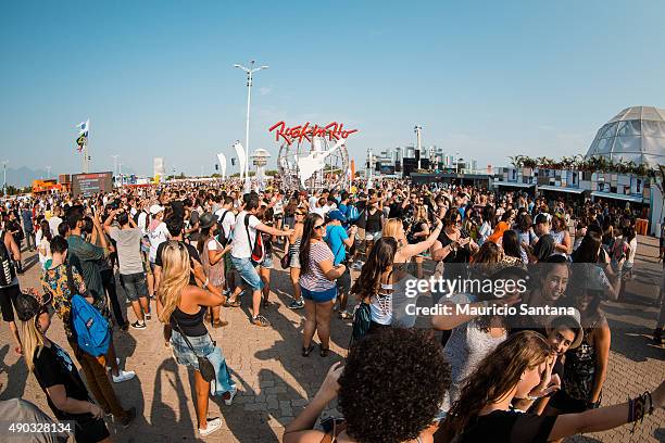 General view of atmosphere at 2015 Rock in Rio on September 27, 2015 in Rio de Janeiro, Brazil.