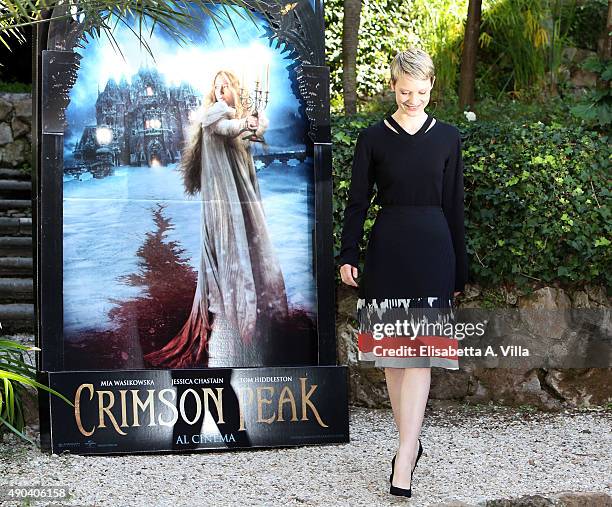 Mia Wasikowska attends a photocall for 'Crimson Peak' at Le Jardin de Russie on September 28, 2015 in Rome, Italy.