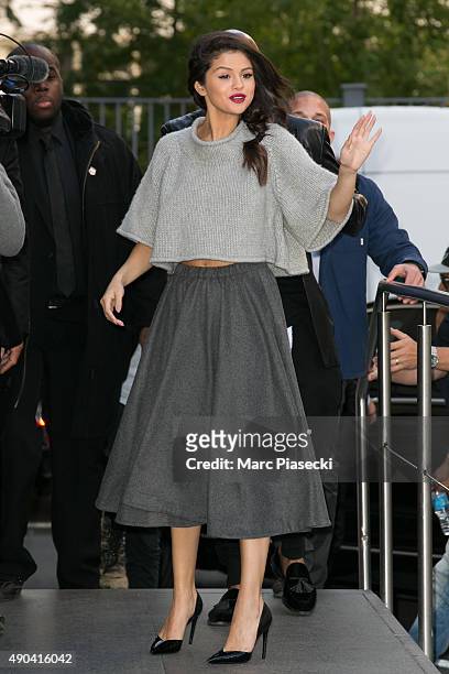 Actress and singer Selena Gomez arrives at 'NRJ' radio studios on September 28, 2015 in Paris, France.