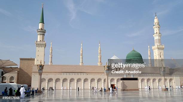 857 Mecca Madina Photos and Premium High Res Pictures - Getty Images